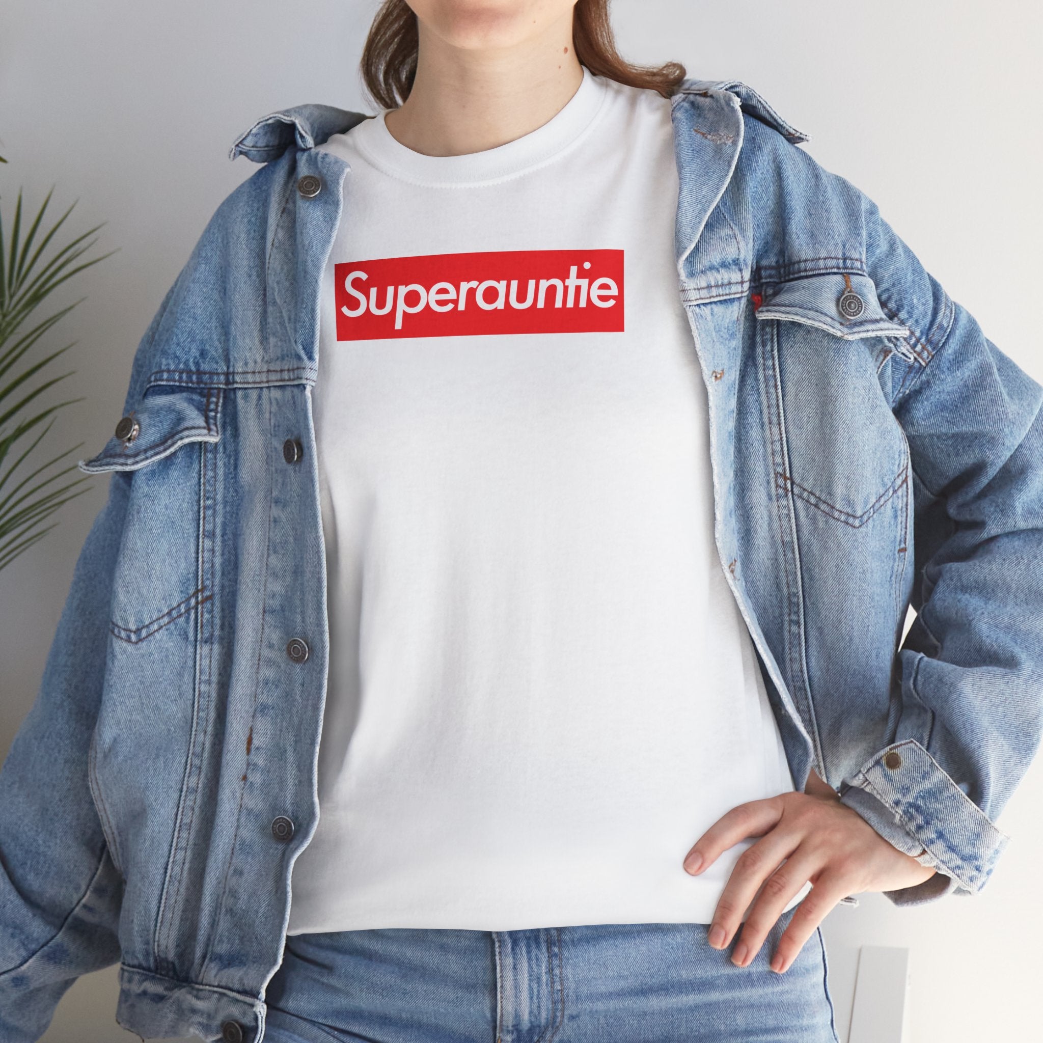 Superauntie Unisex Heavy Cotton Tee Shirt T-shirt super Inspired Funny Auntie Aunt Appreciation Gift For Aunties Aunts Thank You Thankful Birthday Christmas
