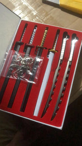DS style Weapon Box & Keychains